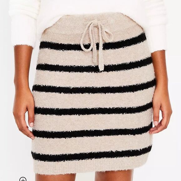 LOFT Dresses & Skirts - NWT Ann Taylor Loft Striped Boucle Drawstring Sweater Skirt Large